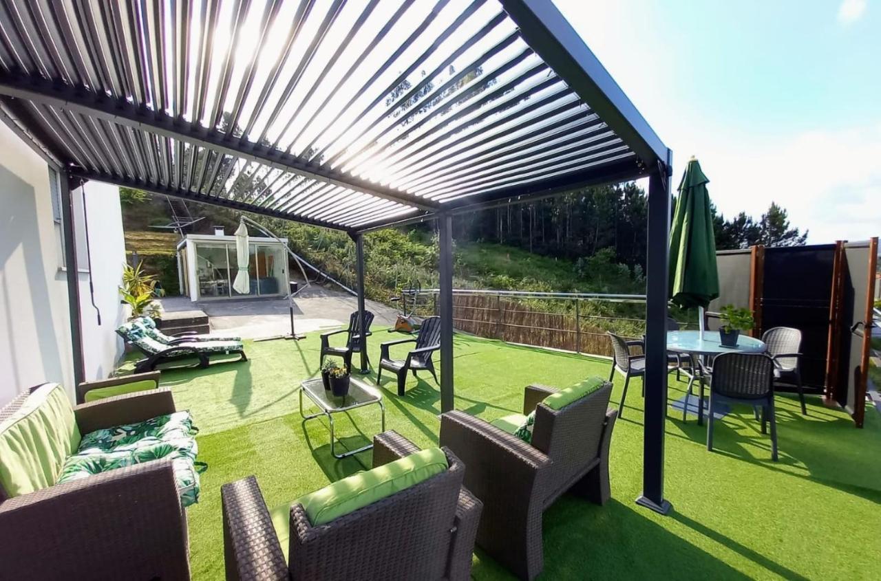 サンティアゴ・デ・コンポステーラCasa Rocha Velha Con Terraza Y Piscina Particularアパートメント エクステリア 写真