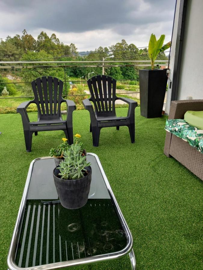 サンティアゴ・デ・コンポステーラCasa Rocha Velha Con Terraza Y Piscina Particularアパートメント エクステリア 写真